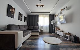 Lara Apartament